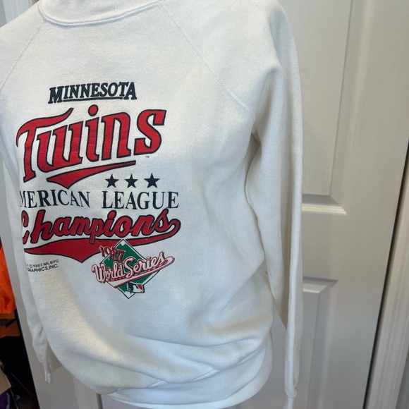 Minnesota Twins 1987 AL Champions Crewneck Sweatshirt Small World Series Vtg MLB - Picture 8 of 12